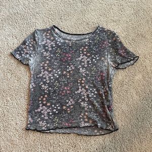 american eagle floral cropped tee